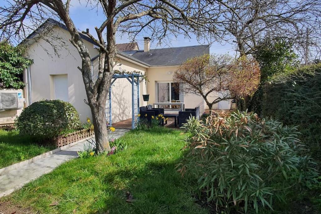 Maison De Vacances Familiale Ouistreham Buitenkant foto